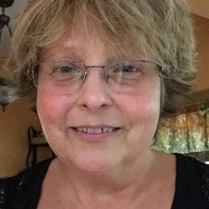 Meet your Posher, Marcia